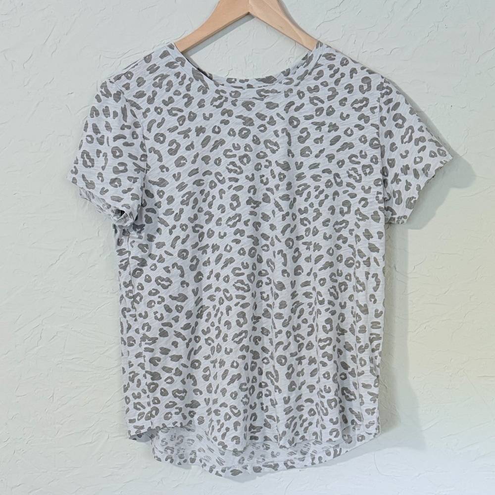NWOT Everywear Tee, Old Navy, L